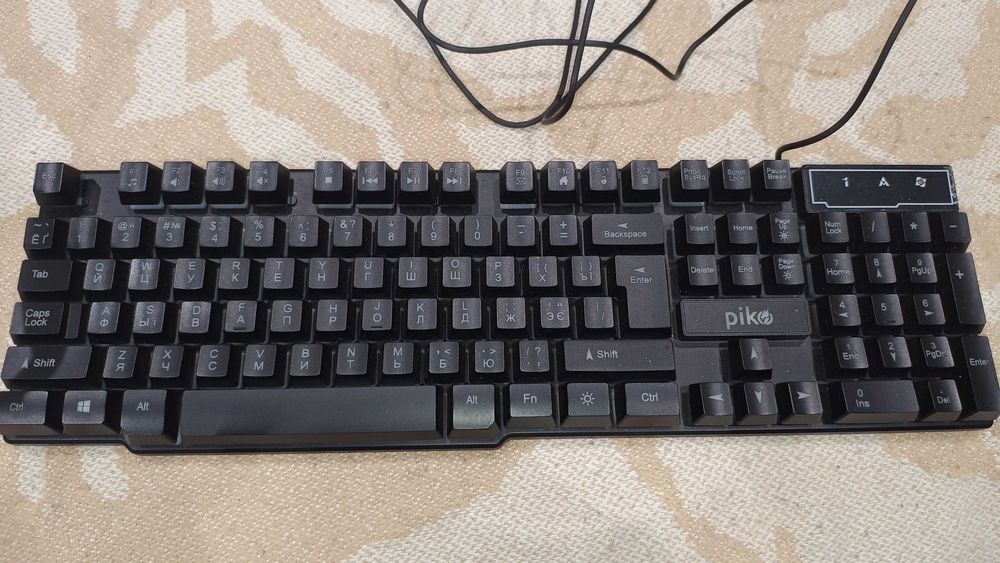 Клавіатура комп'ютерна