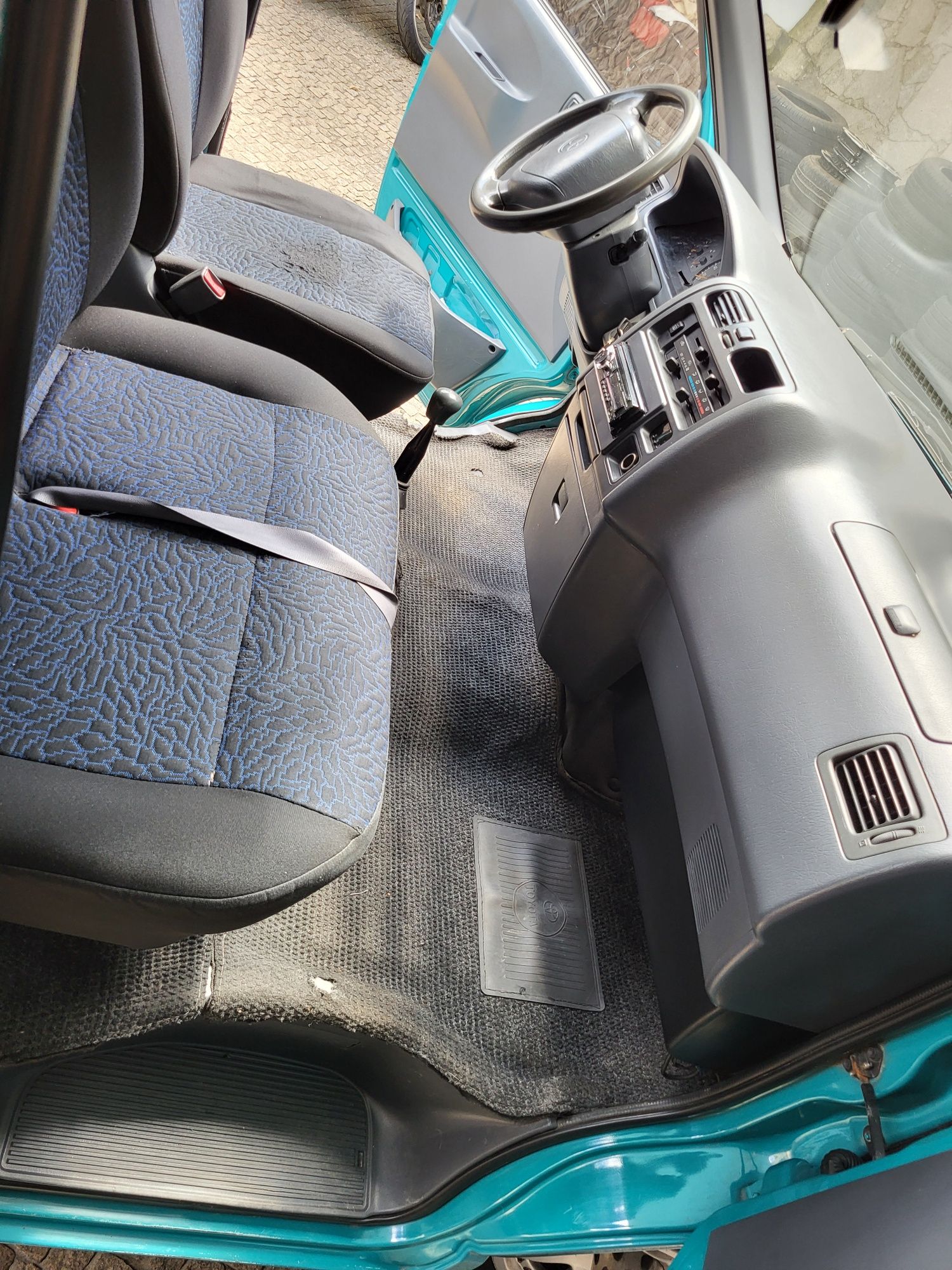 Toyota Hiace 9 lugares