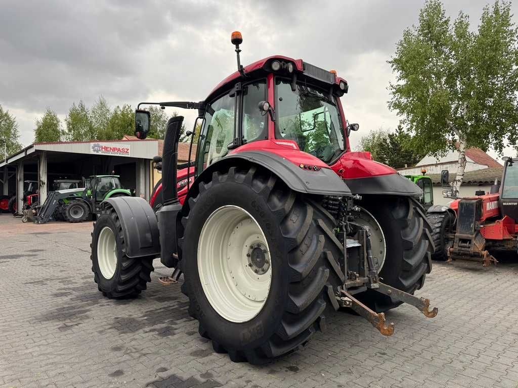 VALTRA T234 VERSU / Pneumatyka/ Biegi pełzające / Przedni TUZ /