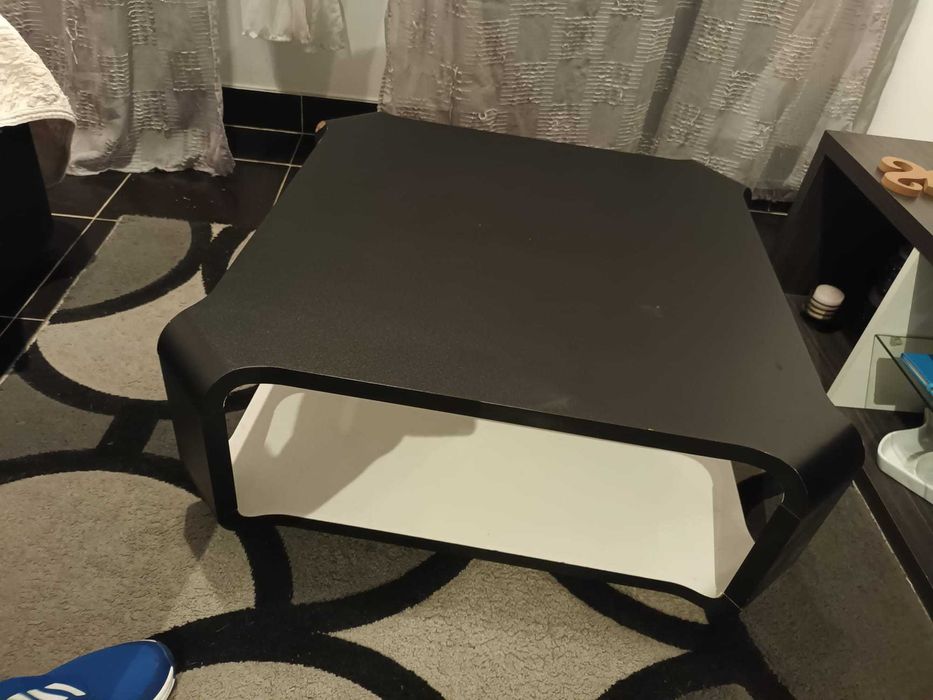 Mesa de centro preta