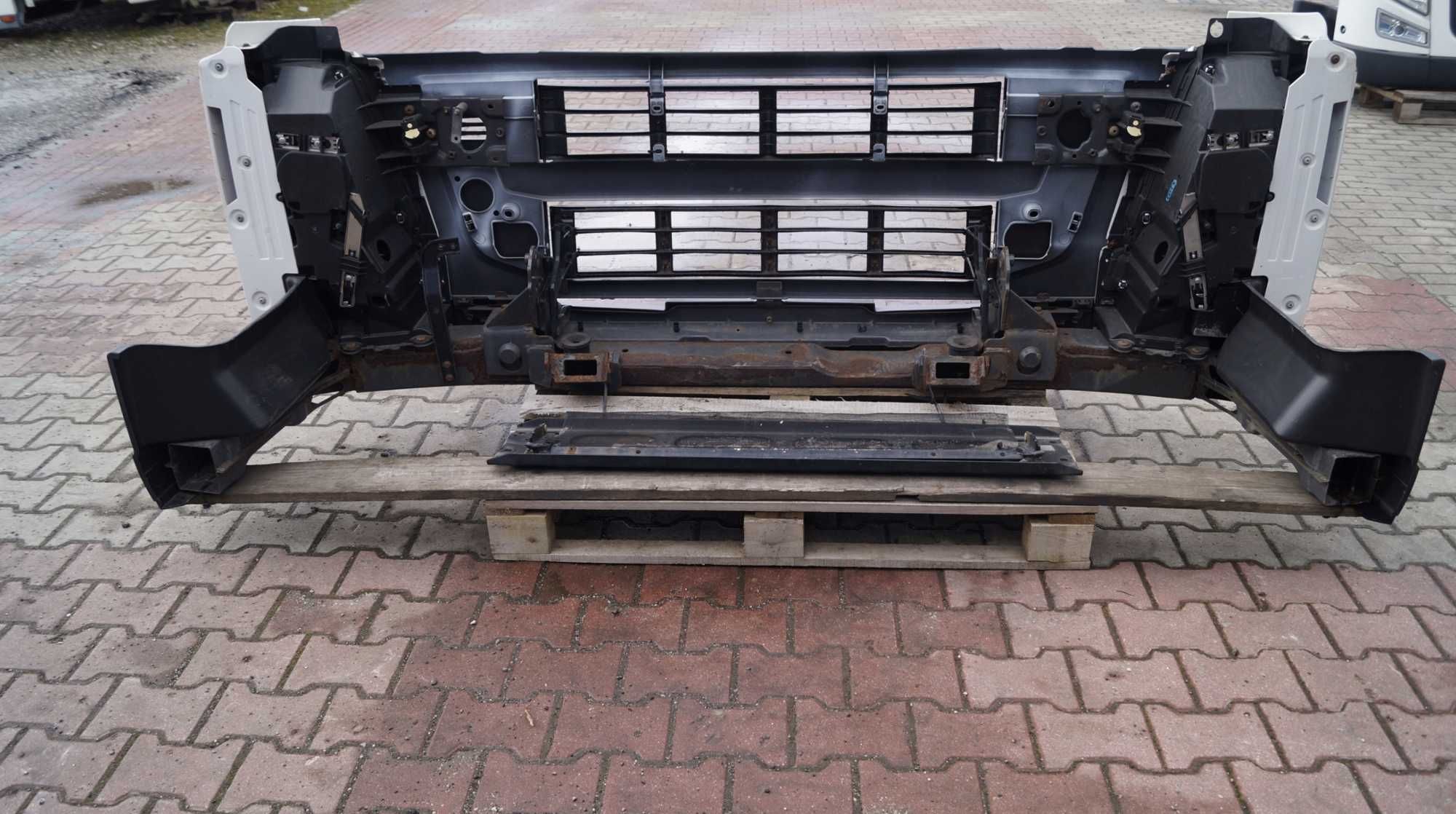 Розборка VOLVO FH FL бампер 460 480 Євро 5 6 euro6 запчастини бу