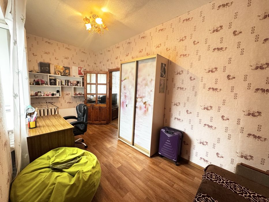 Продам 2 к кв ул. Вологодского Слобожанский Совхозная Сухомлинского