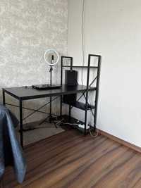 Продам чорний компʼютерний стіл Лофт з полицями - ідеальний стан