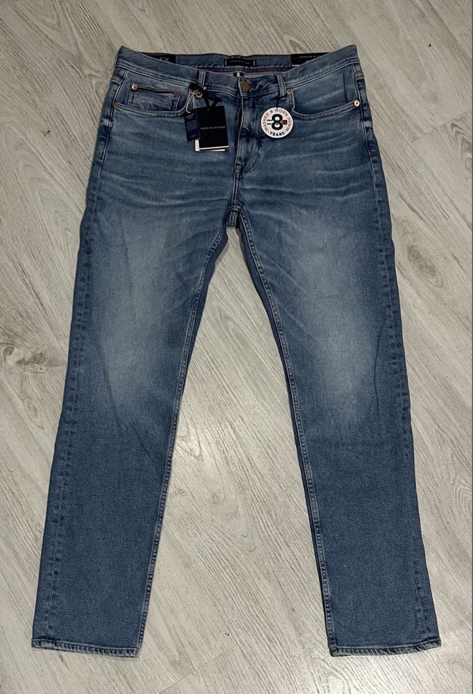 Джинсы Tommy Hilfiger, р. 36/34, джинсы с потертостями, оригинал