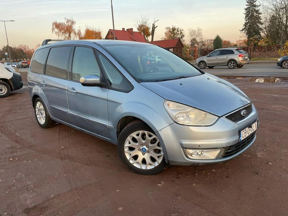 Ford Galaxy Rodzinny fordzik godny polecenia. Mega pakowny. Sprawny technicznie.