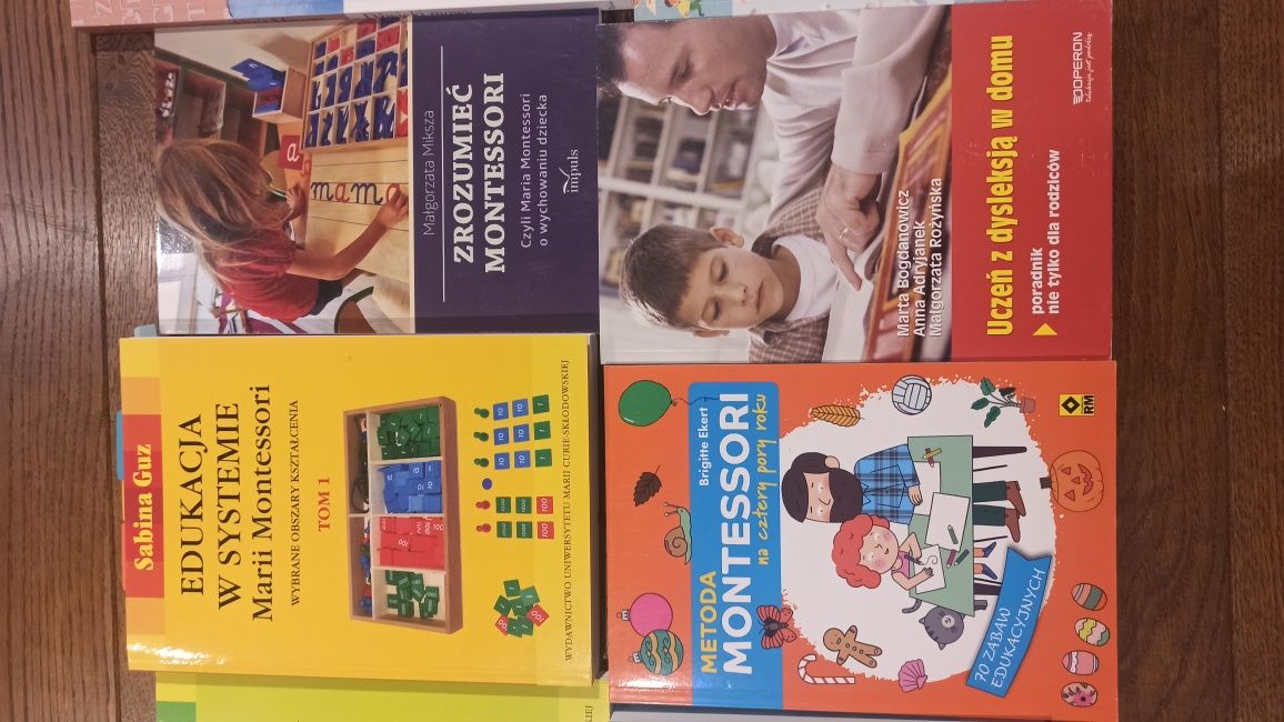 Metoda Montessori. Edukacja w praktyce. Książki zestaw 10 sztuk.