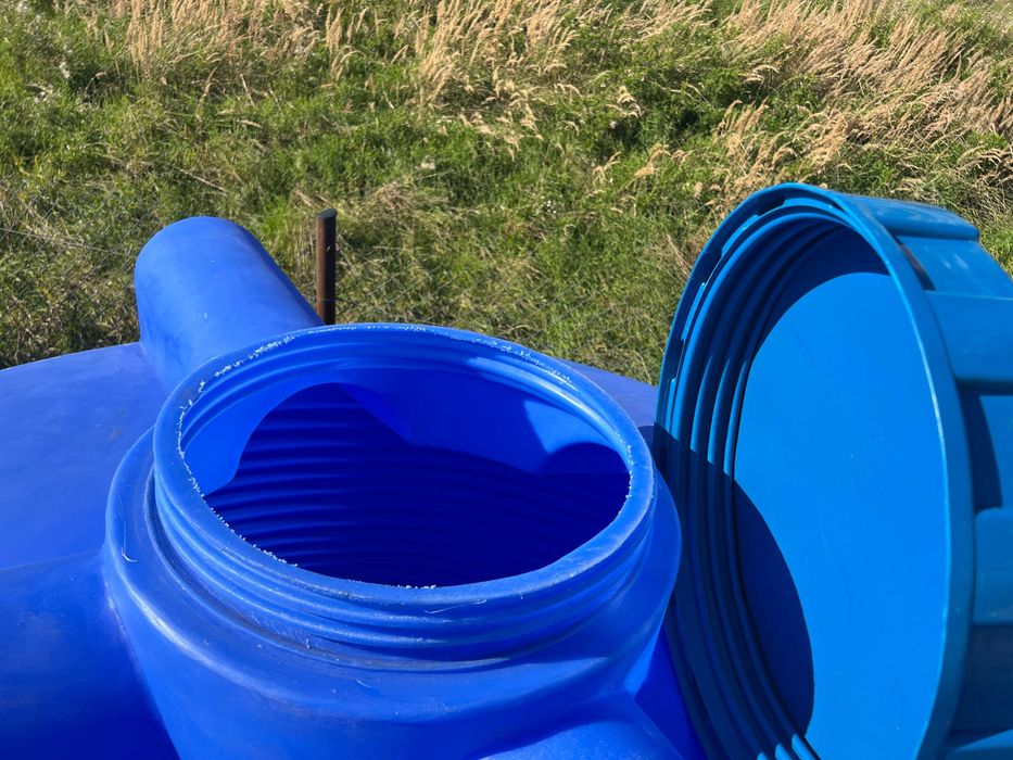 Бак 5000 л для води та інших харчових та хімічних рідин