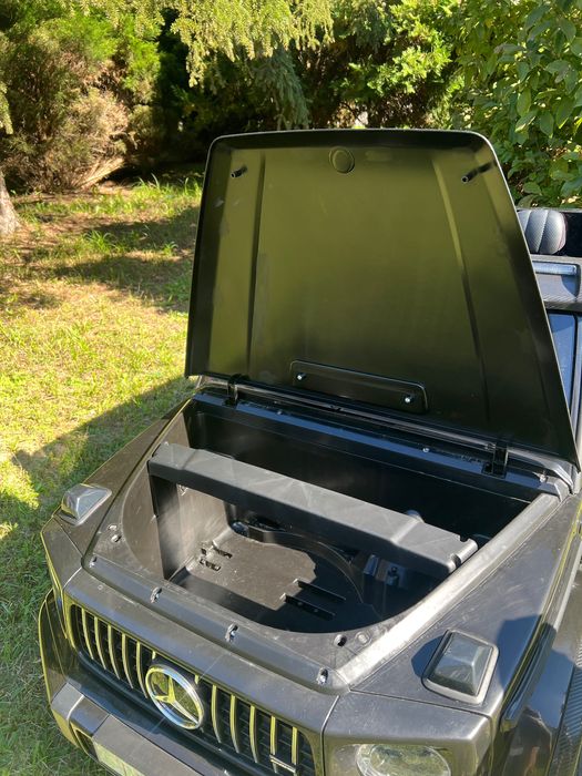 Auto na akumulator Mercedes G63 AMG – dwa miejsca, pilot