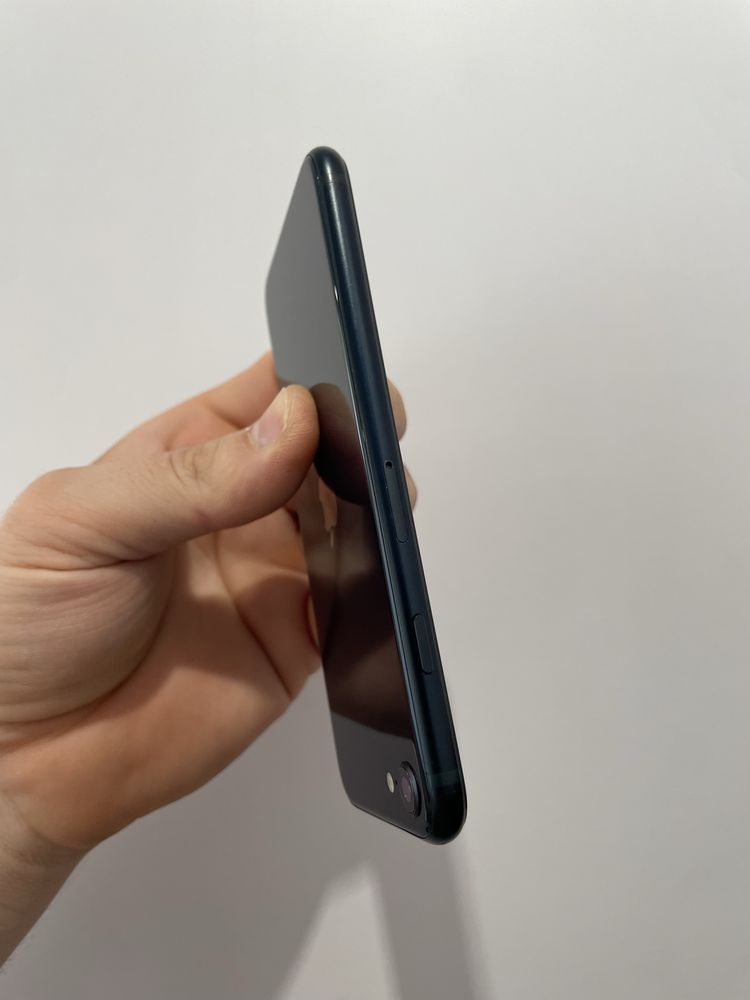iPhone SE 3 iCloud lock екран ідеал камера модуль корпус