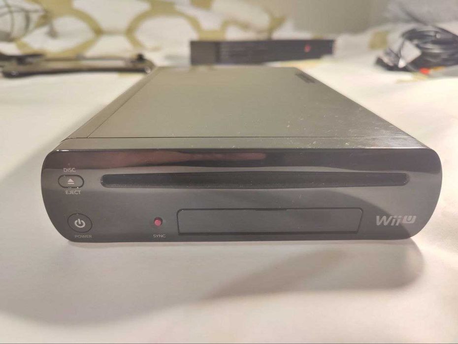 Nintendo Wii U 32 GBs + accessórios