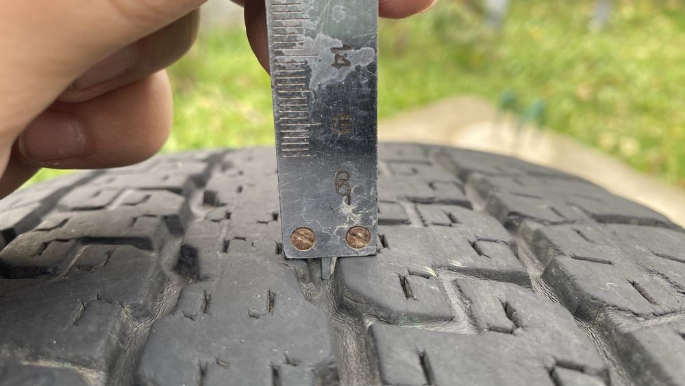 Bridgestone Dueler (всесезонні) 265/65 R17