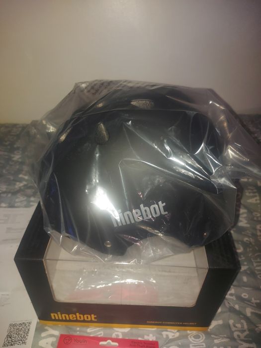 Capacete ninebot mais cadeado de chave.