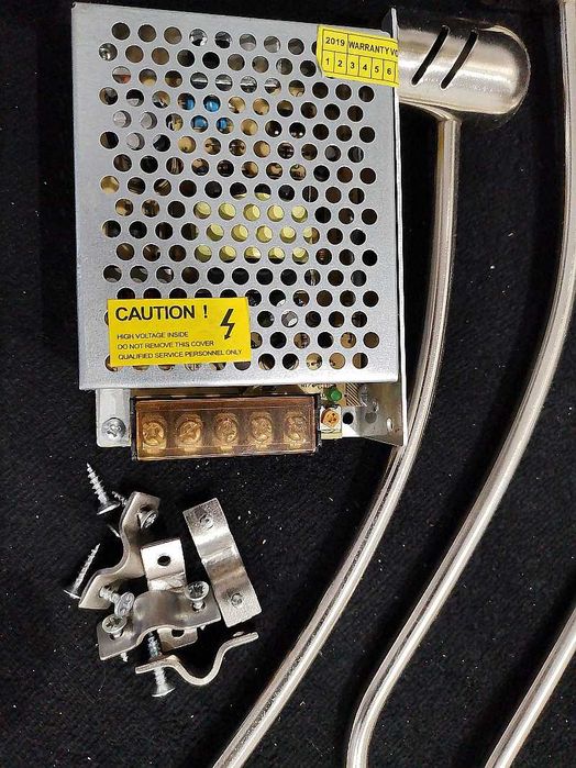 zestaw opraw meblowych nadszafkowych led