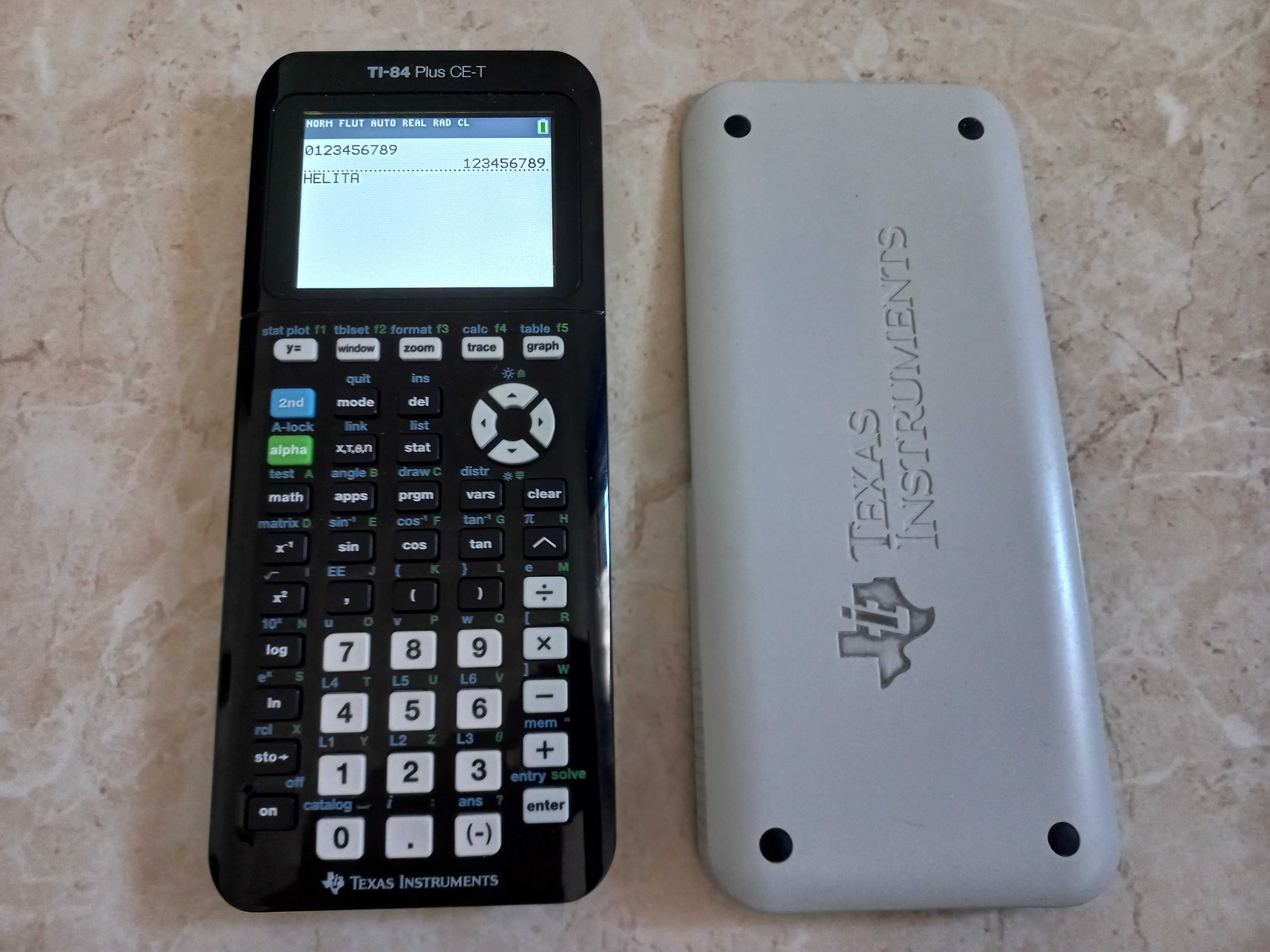 Calculadora Texas Instruments TI-84 Plus CE-T