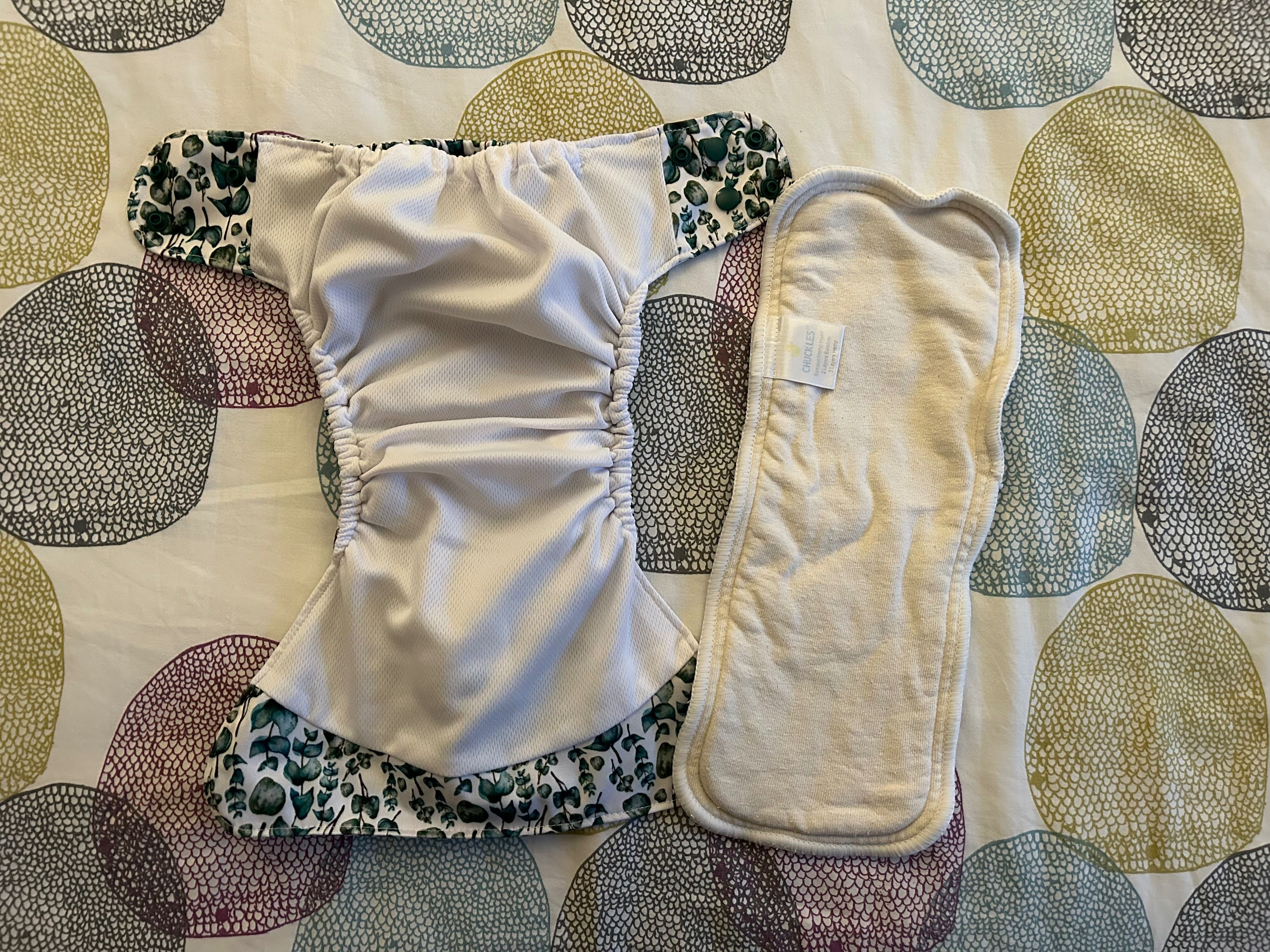 Vendo conjunto de Fraldas Reutilizáveis, como novas, ver descrição