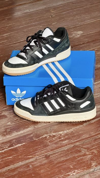 Adidas FORUM LOW SHOES czarne - rozmiar 44 2/3