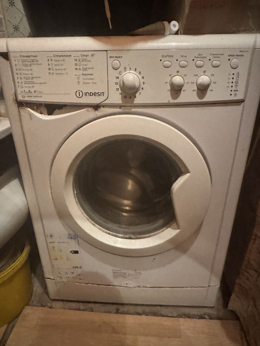 Пральна машина indesit