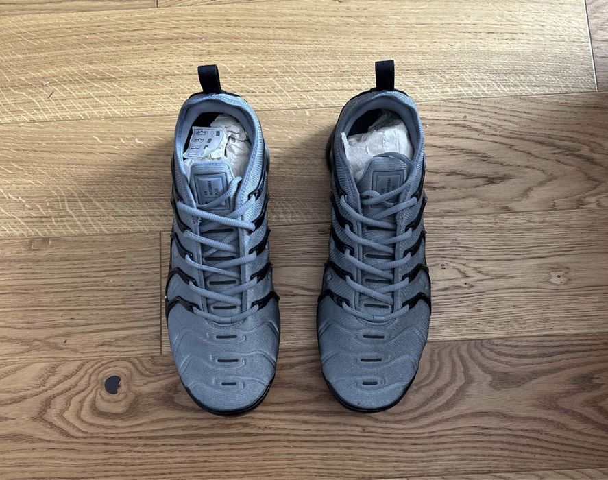 Nike vapormax plus cool grey