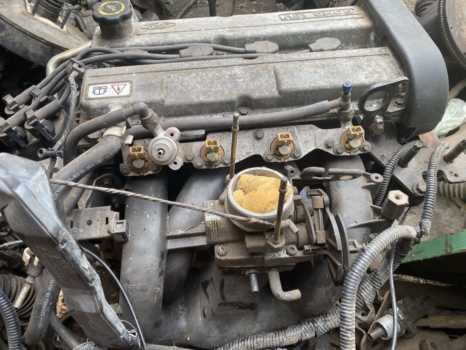 Мотор двигатель Ford Mondeo Mk1 1.8 бензин 127 тыс. Км