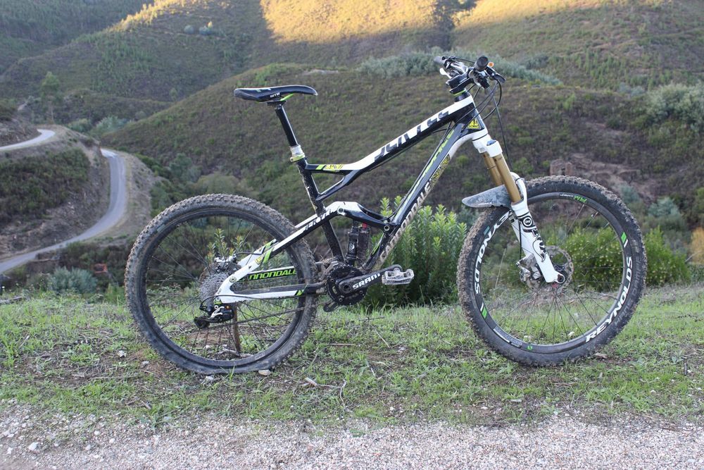 Bicicleta enduro/downhill