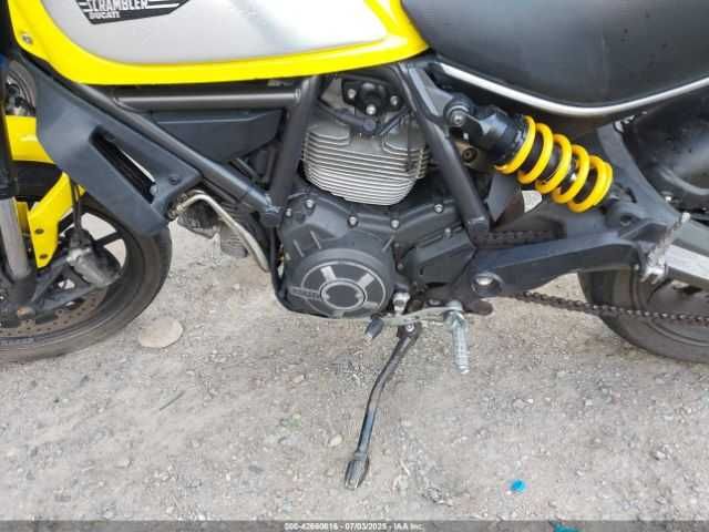 Ducati Scrambler 800 2015