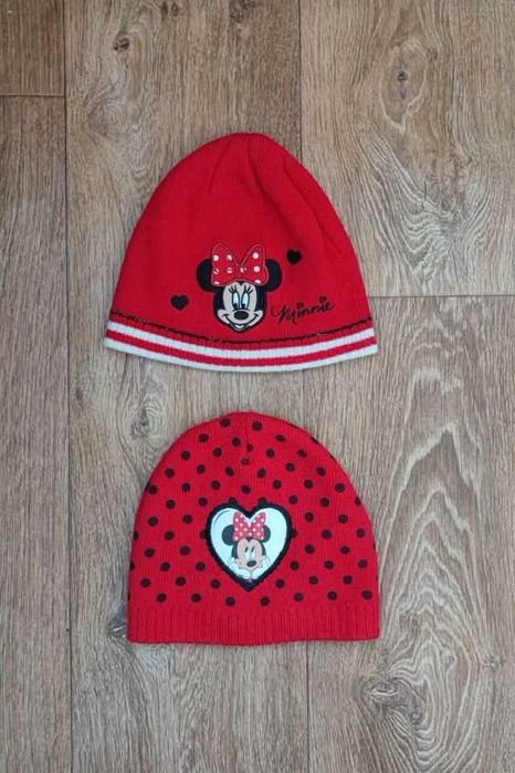 Шапки теплые 3-4 года набором