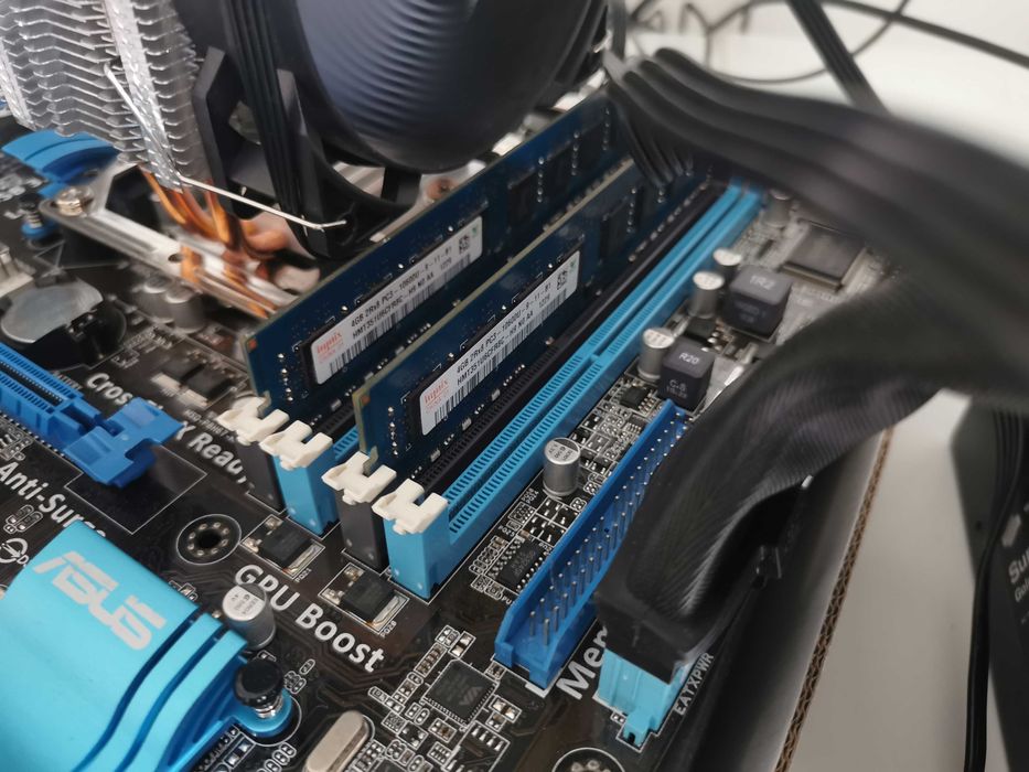 Płyta Główna/CPU/RAM / Asus P8H67-M PRO / i7 2700K / 8GB DDR3 / COOLER