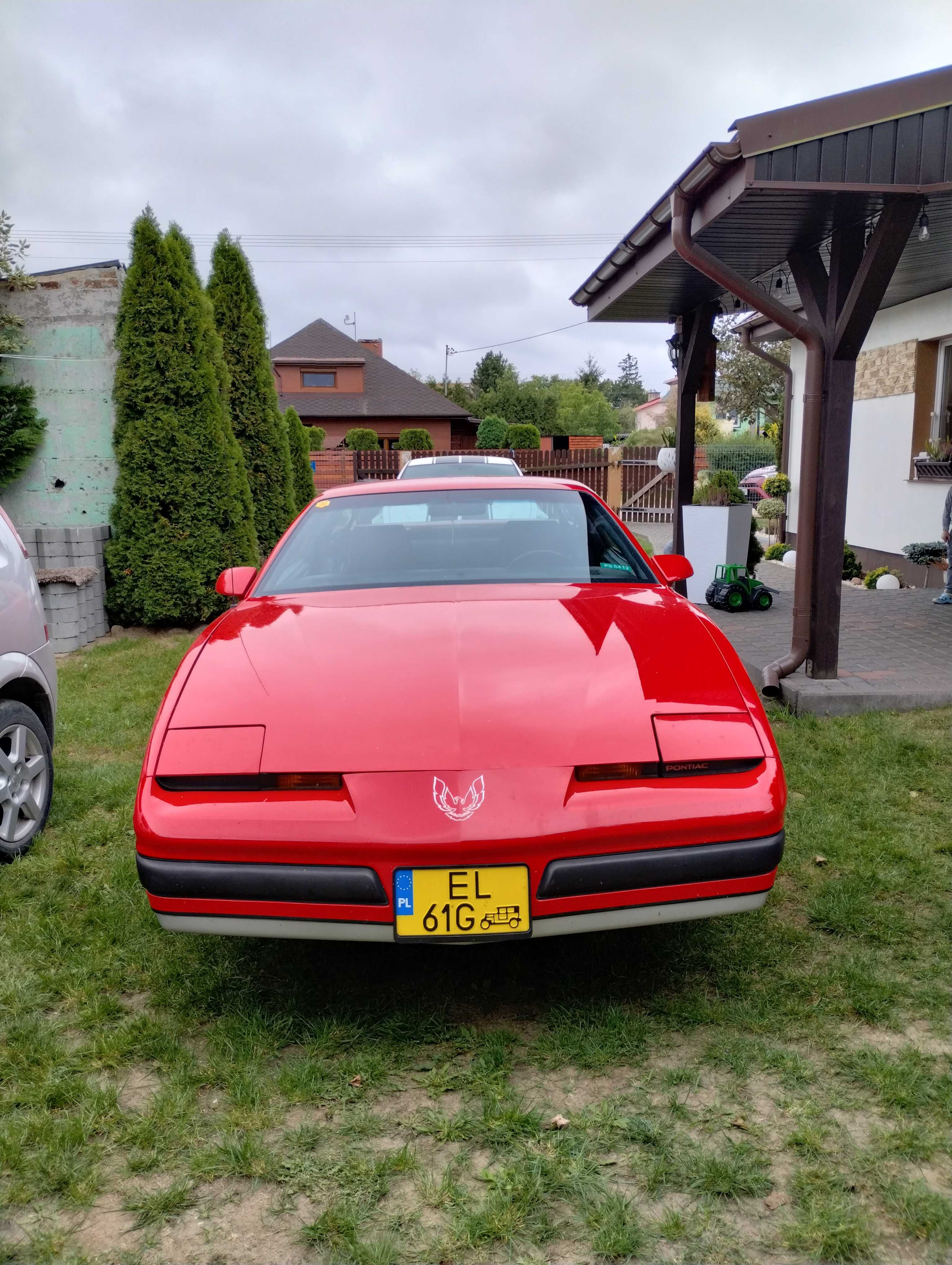 PONTIAC FIREBIRD z 1985 zabytek