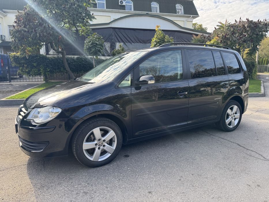 Volkswagen Touran 2009 р. 1,6mpi
