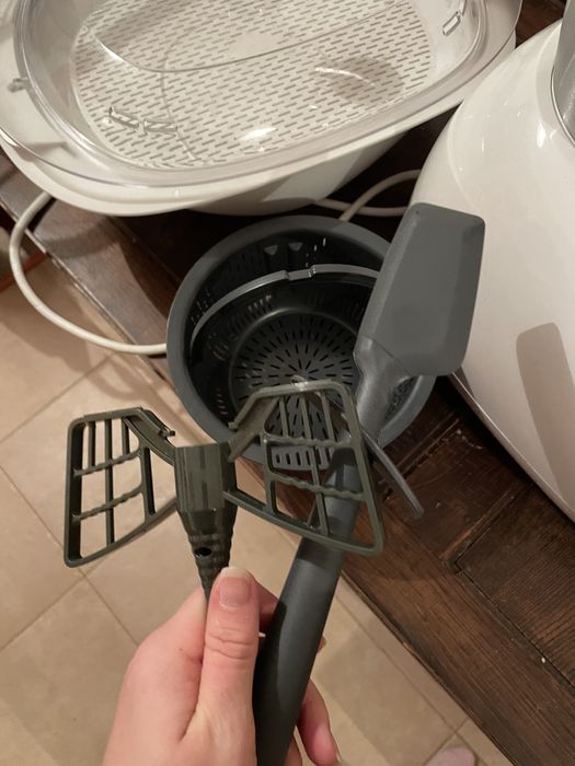 Yammi 3 dentro da garatina