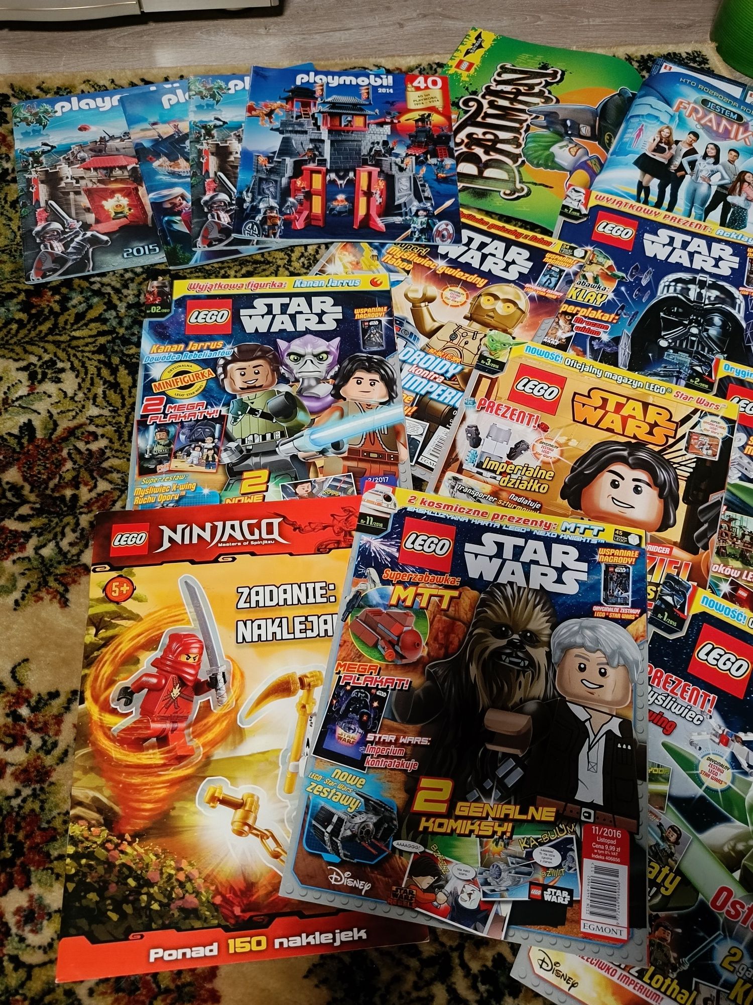 Gazetki LEGO Club LEGO Star Wars większość jak nowe z plakatami