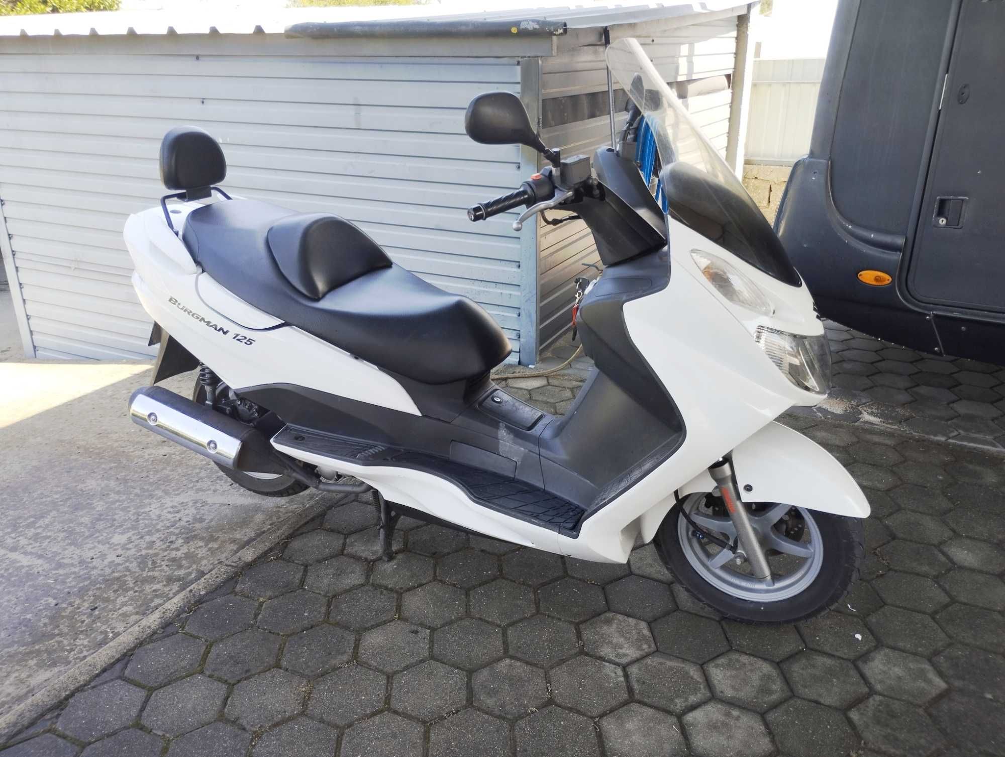 Suzuki Burgman 125