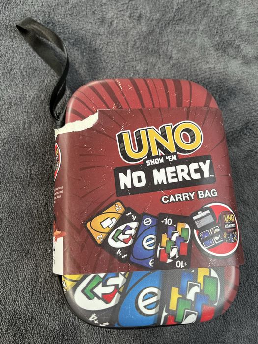 Pojemnik na karty do Uno nowy