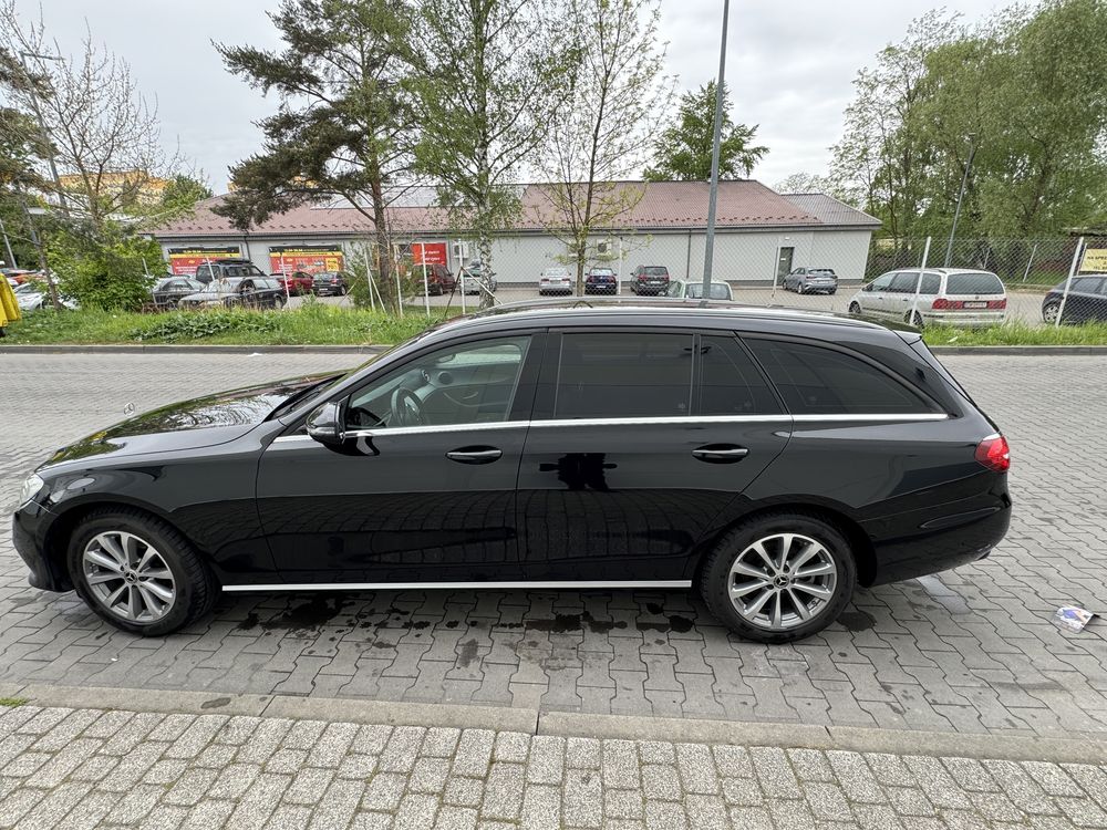 Mercedes benz E200 benzyna bezwypadek