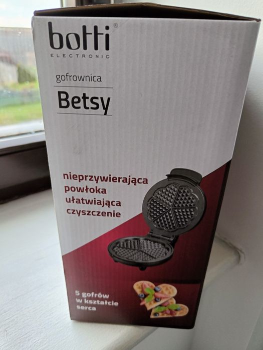 Gofrownica Botti serce serduszka Botti ZM-509 czarna 1000 W