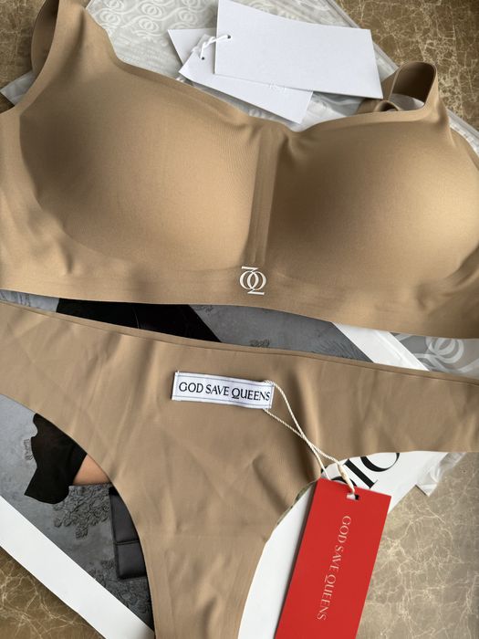 Бюстгалтер та стрінги GOD SAVE QUENNS
