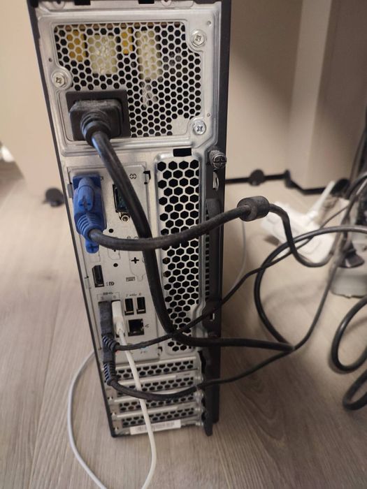 настільний комп'ютер Lenovo ThinkCentre E73