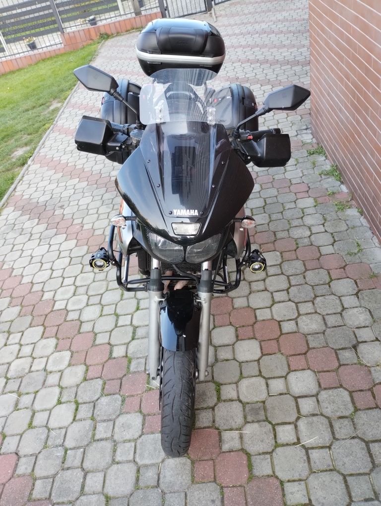 Yamaha TDM 850 wyposażona