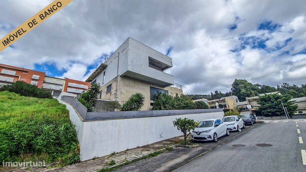 Moradia T3 em Paredes