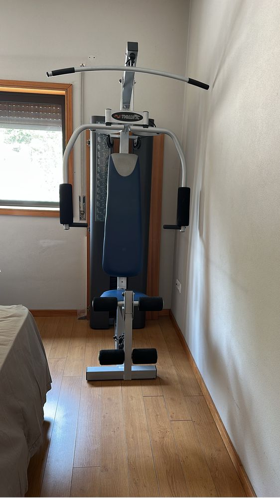 Aparelho de Musculação Multiuso