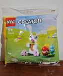 Prenda Páscoa LEGO 30668 Coelhinho da Páscoa com Ovos Coloridos