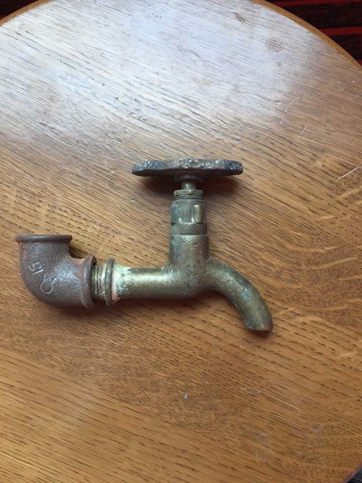 Настоящий латунный кран с переходником