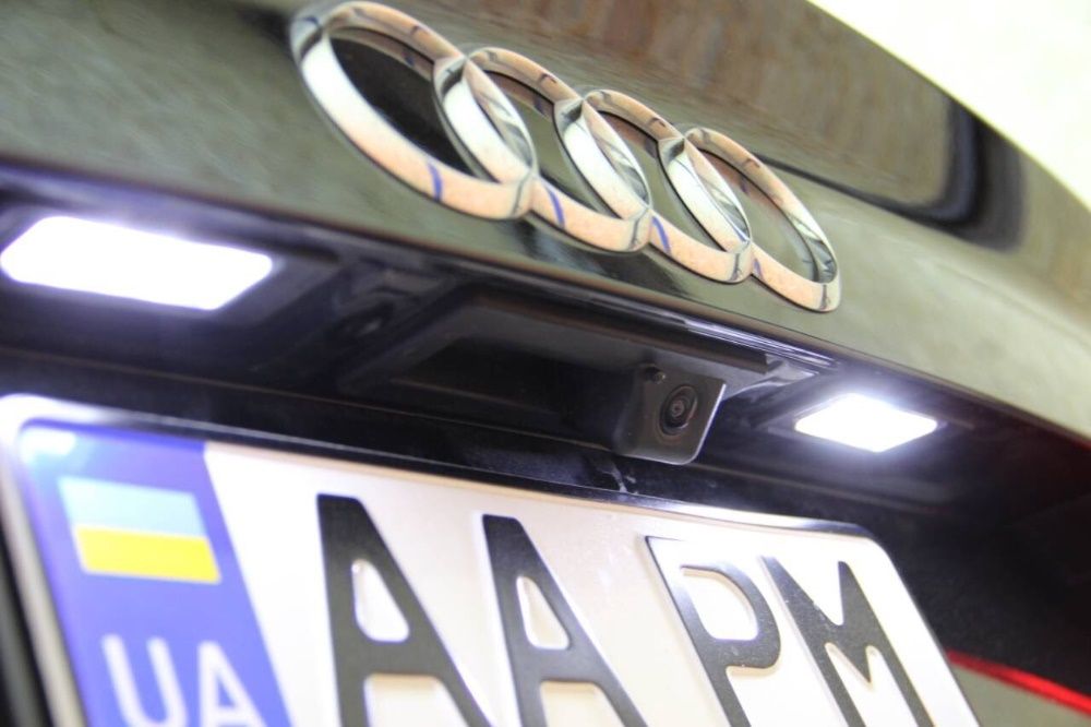 Камера заднего вида Audi A3,A4,Tiguan,A7,камера в ручку ауди А3 А4