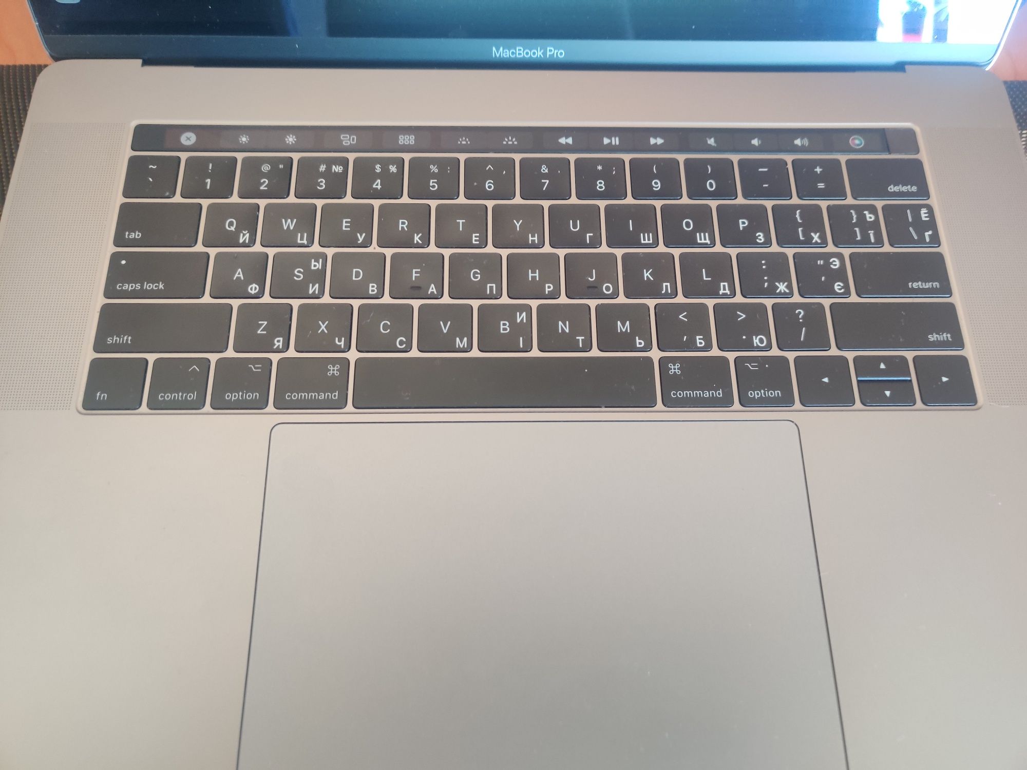 Ноутбук Apple A1707 MacBook Pro  Space Gray