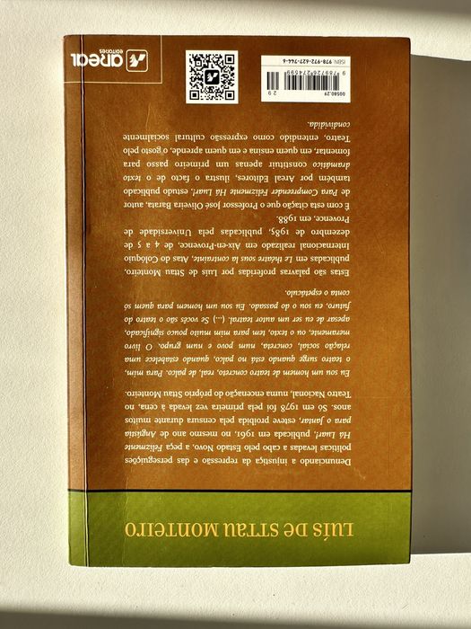 Livro Felizmente Há Luar