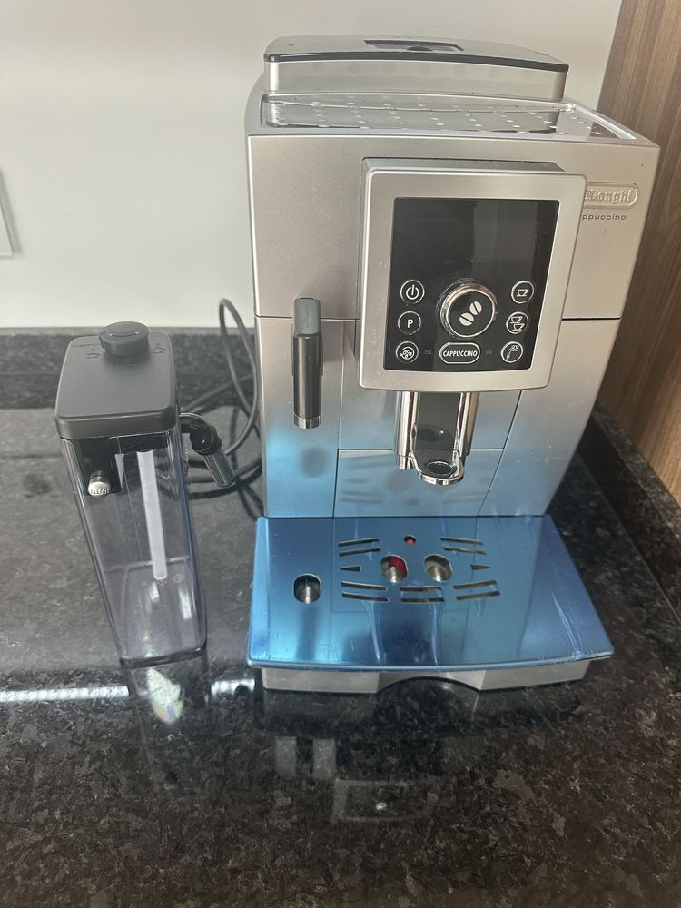 Máquina de Café Automática DELONGHI ECAM 23.460.SB