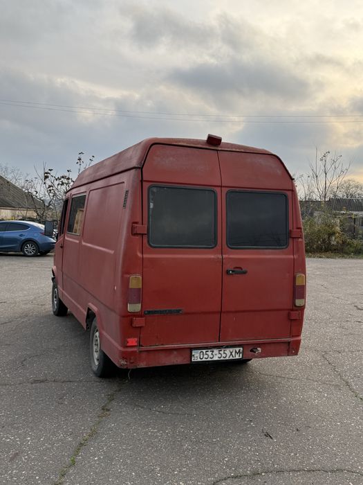 Mercedes-Benz T1 D208