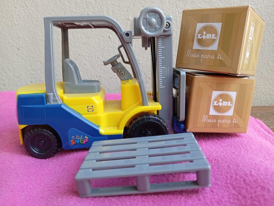 Brinquedo Camião do Lidl