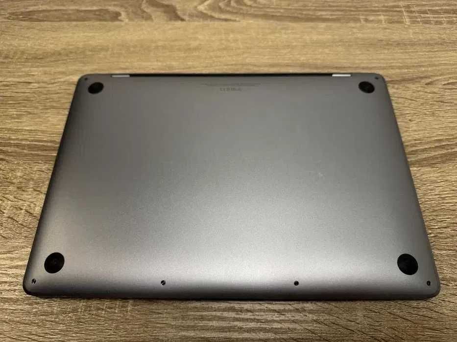 MacBook Pro M1 8/256 Space Gray