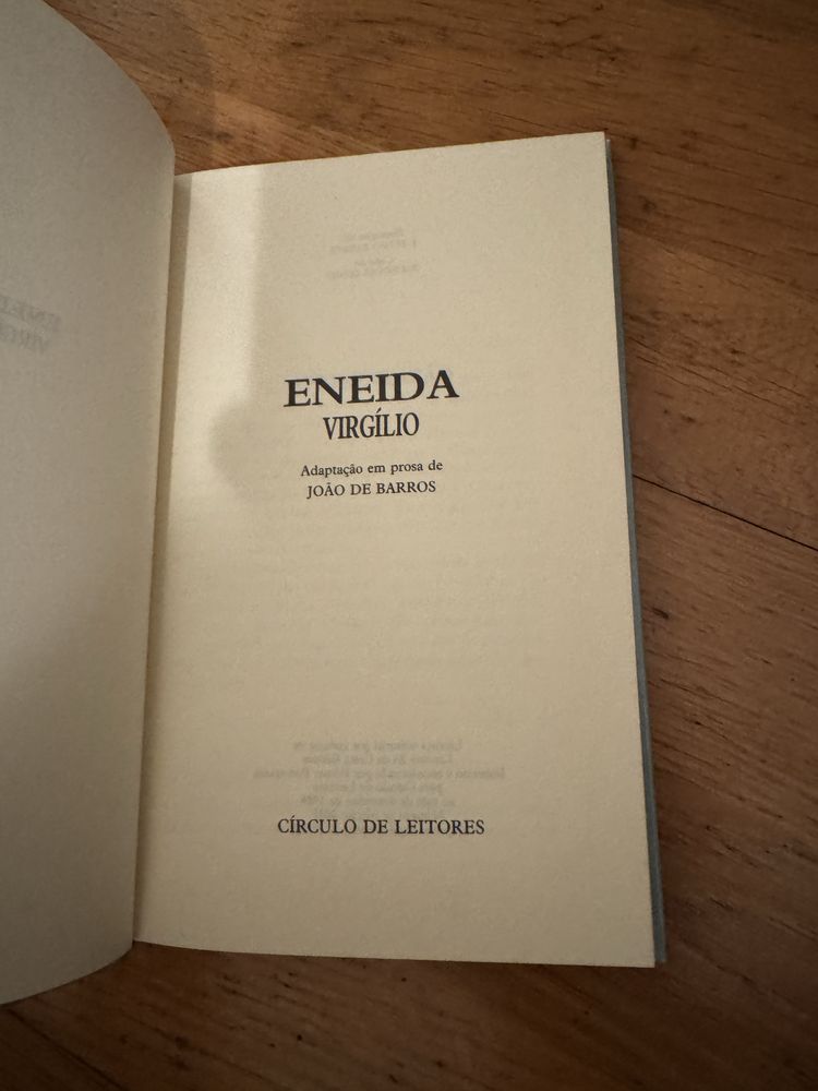Eneida / Virgílio; adaptação em prosa de João de Barros